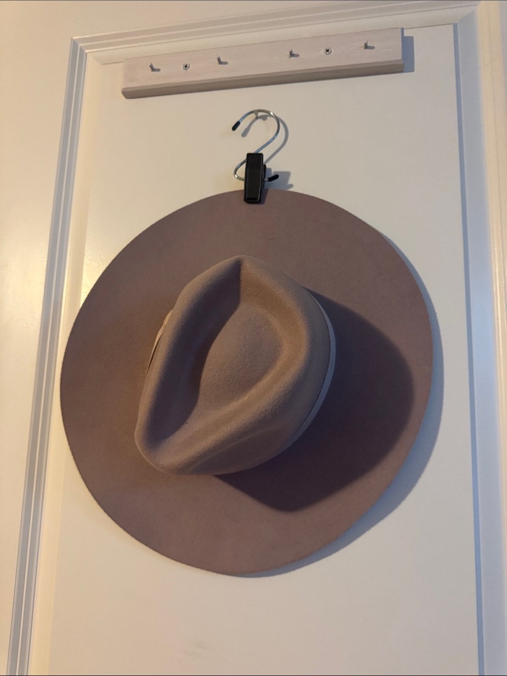 Wyeth 100% wool women’s sand large brim fedora